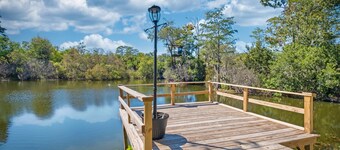 Lakefront Home with Outdoor Pool Table, Firepit, and Grill in Jacksonville