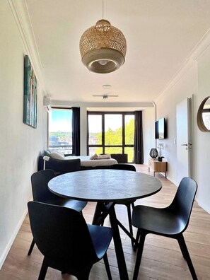 Dining - Cozy and fully equipped in the center of Liege 4 guests (Liège)