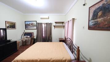 2 chambres, fer et planche Ă  repasser, Wi-Fi, draps fournis