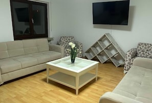 Apartment | Free WiFi