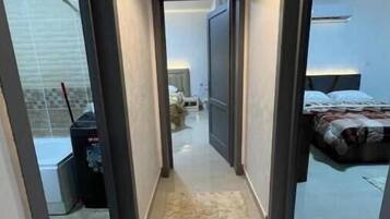 3 bedrooms, iron/ironing board, WiFi