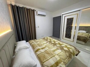 3 chambres, fer et planche à repasser, Wi-Fi