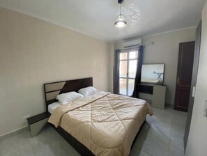 3 bedrooms, WiFi, bed sheets - Madinaty super awesome home (Cairo Governorate)
