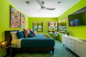 4 bedrooms, desk, iron/ironing board, free WiFi