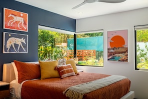 4 bedrooms, desk, iron/ironing board, free WiFi