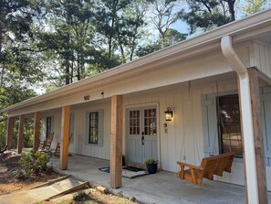 Exterior - The Gathering House at the Rez, 5 bedroom (Brandon)