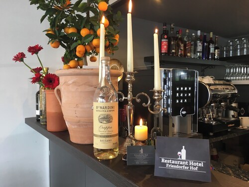 Restaurant Motel Friesdorfer Hof - Spacious vacation apartment