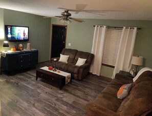 TV - Deer Trail Rental. Secluded, peaceful and cozy 3 bedroom home in Antlers, Ok. (Antlers)