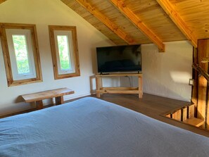 1 bedroom, internet, bed sheets - ¨Refugio Pulli¨ Cozy cottage in the countryside for 2 adults 1 child. (Villarrica)