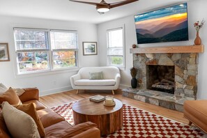 TV