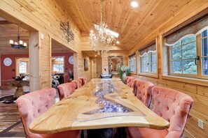 تناول الطعام