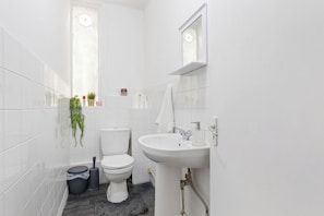 Hair dryer, towels, soap, shampoo