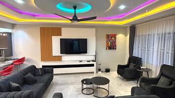 Smart TV, stereo