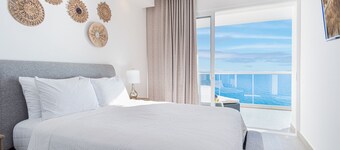 Luxurious Beachfront 2Bd Condo @ Encantame Towers Resort Best Beach in RP!