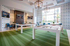 Spielezimmer