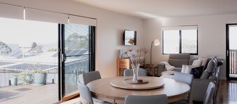 Serene Vista Retreat in Primrose Sands