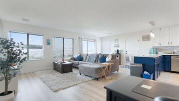 Deluxe-Suite, Meerblick, StrandnÀhe | Wohnbereich