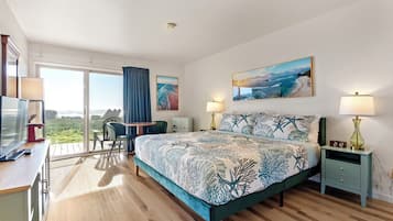 Double Room, 1 King Bed, Sea View | Individually furnished, desk, laptop workspace, free WiFi