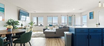 Crescent Beach Motel