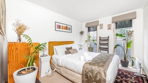 1 dormitorio, cuna de viaje, wifi gratis y ropa de cama