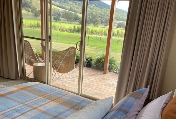 1 Schlafzimmer, Schreibtisch, Bügeleisen/Bügelbrett, Reisekinderbett