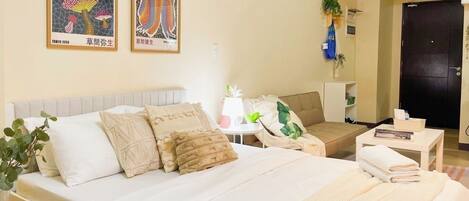 1 habitación, tabla de planchar con plancha, wifi y ropa de cama