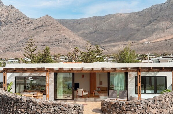 未分类图片，第 1 张，共 42 张，按钮