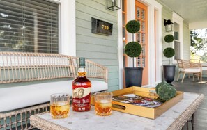 Terrace/patio - Bourbon Trail Getaway - 3 miles Buffalo Trace (Frankfort)
