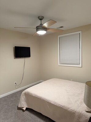 3 Schlafzimmer, Bügeleisen/Bügelbrett, WLAN, Bettwäsche