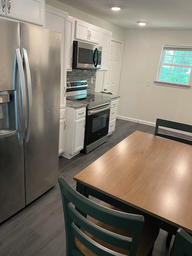 Econo Casa near TCU, Downtown, Hospitals