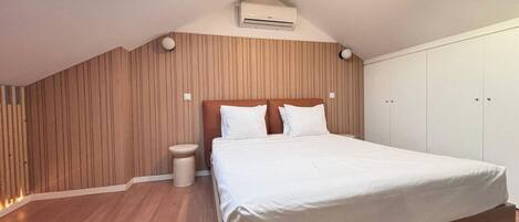 熨斗/熨衫板、可攜式嬰兒床、Wi-Fi、床單