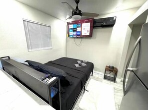 1 bedroom, Internet, bed sheets