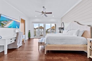 7 bedrooms, iron/ironing board, free WiFi, bed sheets