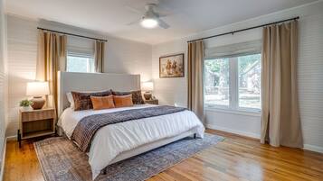 3 bedrooms, free WiFi, bed sheets, wheelchair access