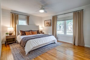 3 bedrooms, free WiFi, bed sheets, wheelchair access