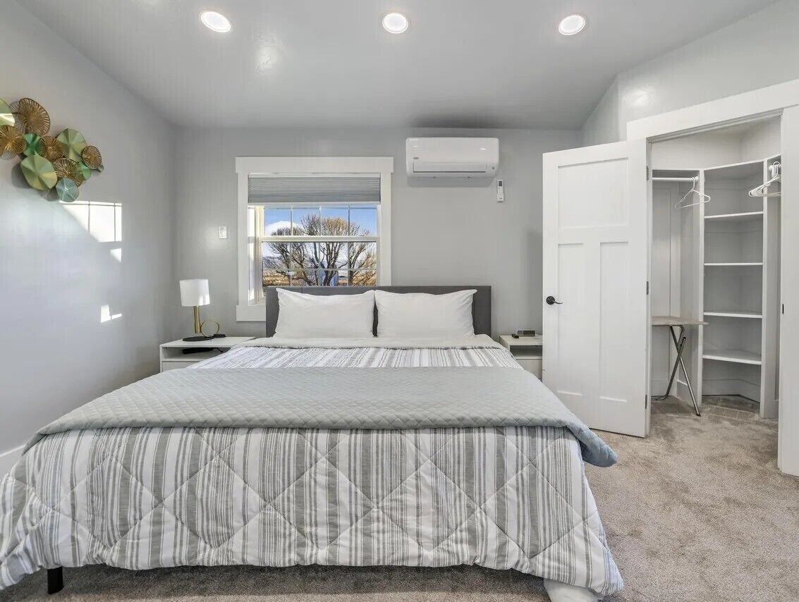 2 bedrooms, WiFi, bed sheets