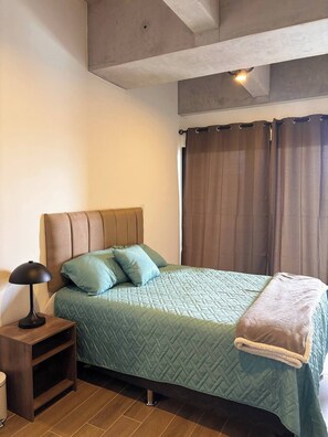 1 bedroom, iron/ironing board, WiFi, bed sheets - Modern and Cozy Apartment - Close to the Airport (Ciudad de Guatemala)