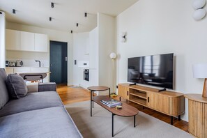 TV, stereo