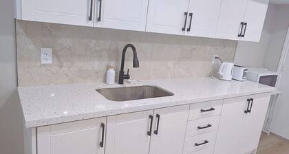 1 Bedroom Suite + Kitchenette