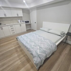 1 camera, ferro/asse da stiro, Wi-Fi, lenzuola