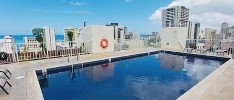Piscina a l'aire lliure