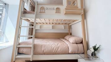 Senior Apartment, City View | Blackout curtains, free WiFi