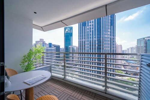 Zhome- Count Luxury 2Bedroom Apartment