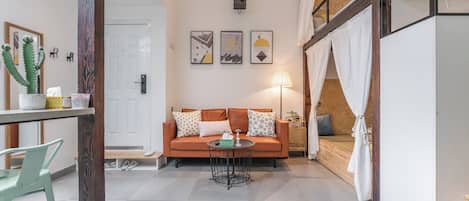Suite | Living room