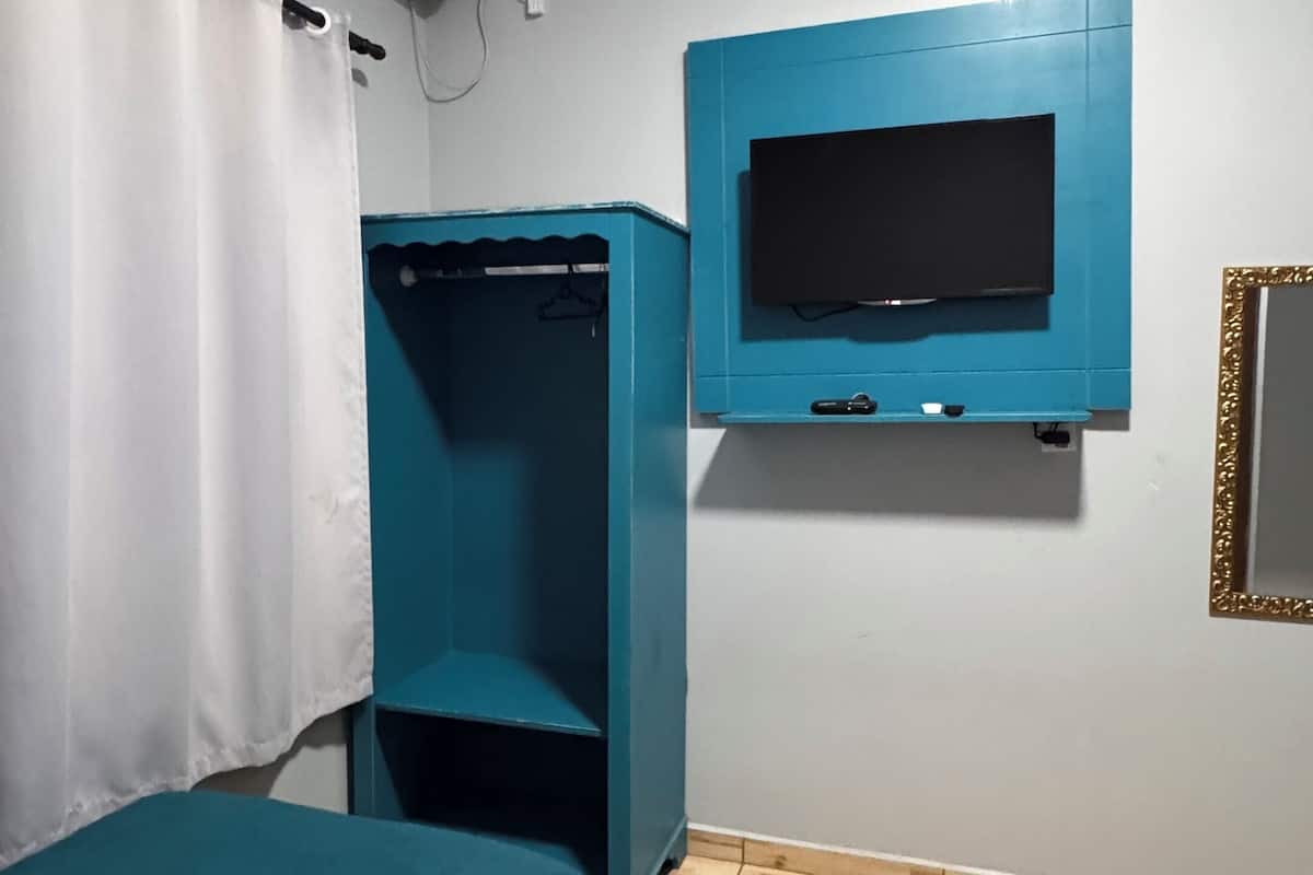 Standard Double or Twin Room | Laptop workspace, free WiFi