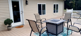 Cozy 2-bedroom home in Winesburg, holmes county ohio