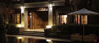 ซางจู คังจู ลักชัวรี เรสซิเดนซ์  