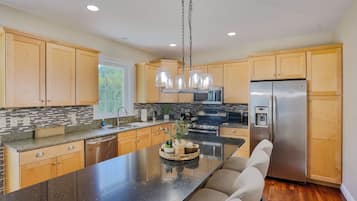Microwave, oven, stovetop, dishwasher