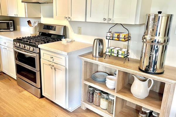 Mikrobølgeovn, ovn, kogeplade, opvaskemaskine