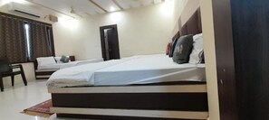 家庭雙人房, 花園景觀 | 埃及棉床單、高級寢具、記憶床墊、客房內保險箱
